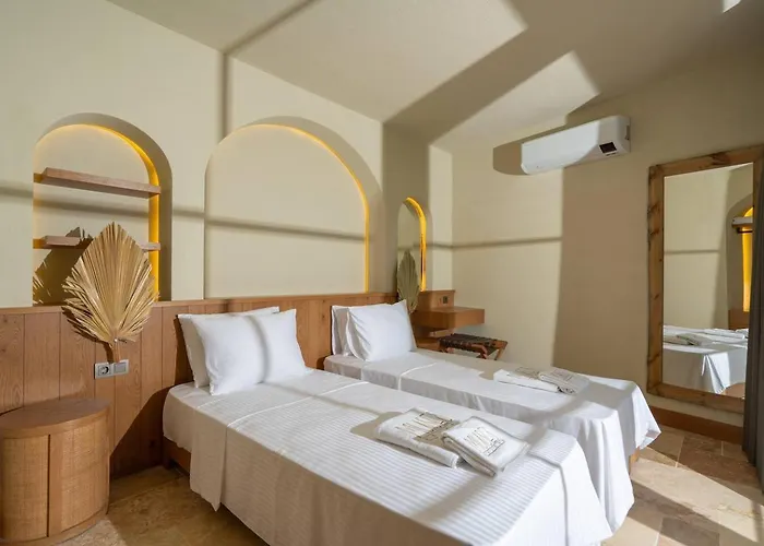 A Lyric Retreat Of Romance, Erato *