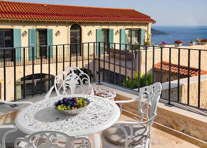 Βίλα A Lyric Retreat Of Romance, Erato *