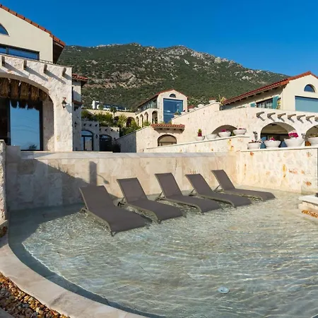 A Lyric Retreat Of Romance, Erato Villa *