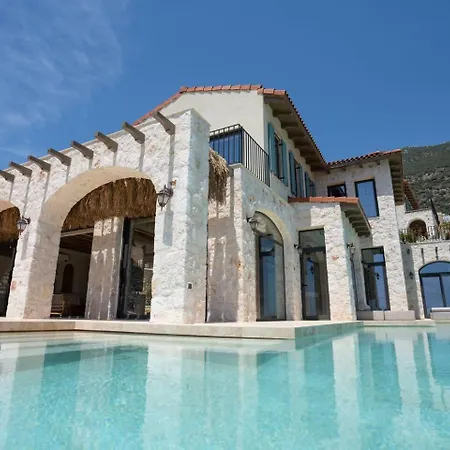 A Lyric Retreat Of Romance, Erato Villa Kaş