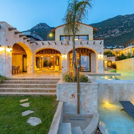 A Lyric Retreat Of Romance, Erato