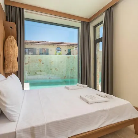 A Lyric Retreat Of Romance, Erato * Kaş