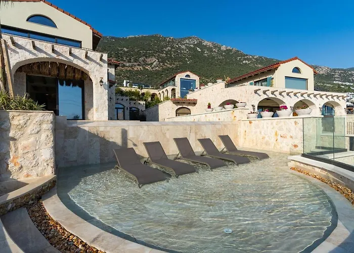 A Lyric Retreat Of Romance, Erato Willa *