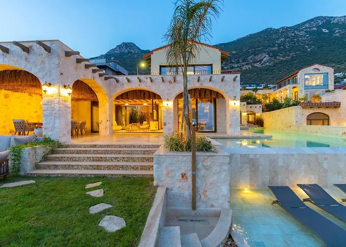 A Lyric Retreat Of Romance, Erato